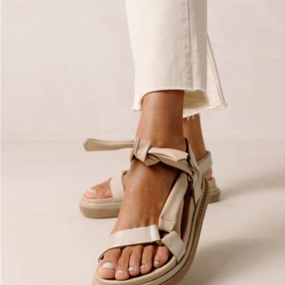 ALOHAS tied together sandal woman’s EU 41 - Picture 12 of 12